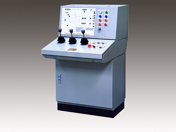 P11) DESKS & CABS (B+W+S) (CGD 017 MORRIS BNFL 01) P11) DESKS & CABS (B+W+S) (CGD 017 MORRIS BNFL 01)