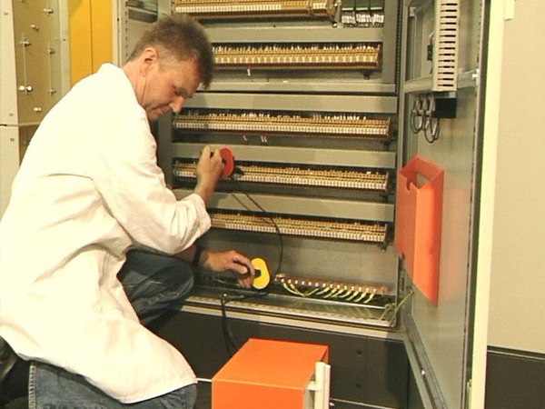 P12) TESTING (B+W+S) (BNFL WIF CGD-004 4) P12) TESTING (B+W+S) (BNFL WIF CGD-004 4)